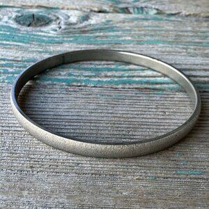 VTG Monet Bangle Bracelet Silver Tone Metal Signed Size Small Classic Jewelry‎